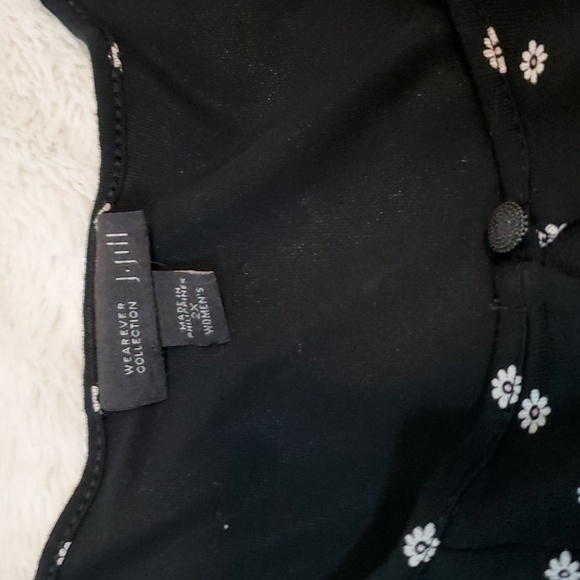 J. Jill Wearever Collection Black Daisies Floral Flowy Rayon Top 2X - Picture 5 of 10